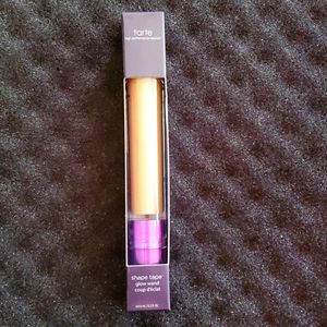Tarte: Shape tape Glow Wand Concealer